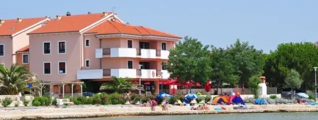 Hotel Laguna